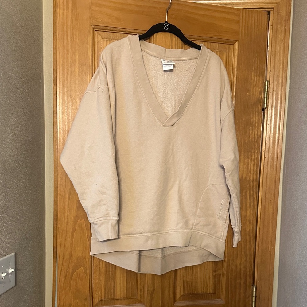Cream Champion tunic like sweatshirt